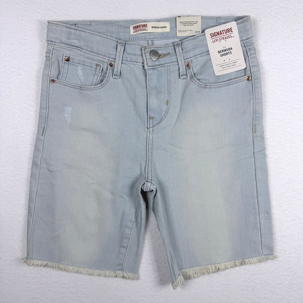 Signature Levi Strauss Girls Light Wash Bermuda Short Size 12 New NWT Distressed